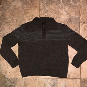 Men’s Banana Republic 100% Merino Wool Button-up (PERFECT CONDITION)!!